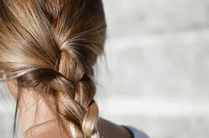 Naturalna henna na włosy